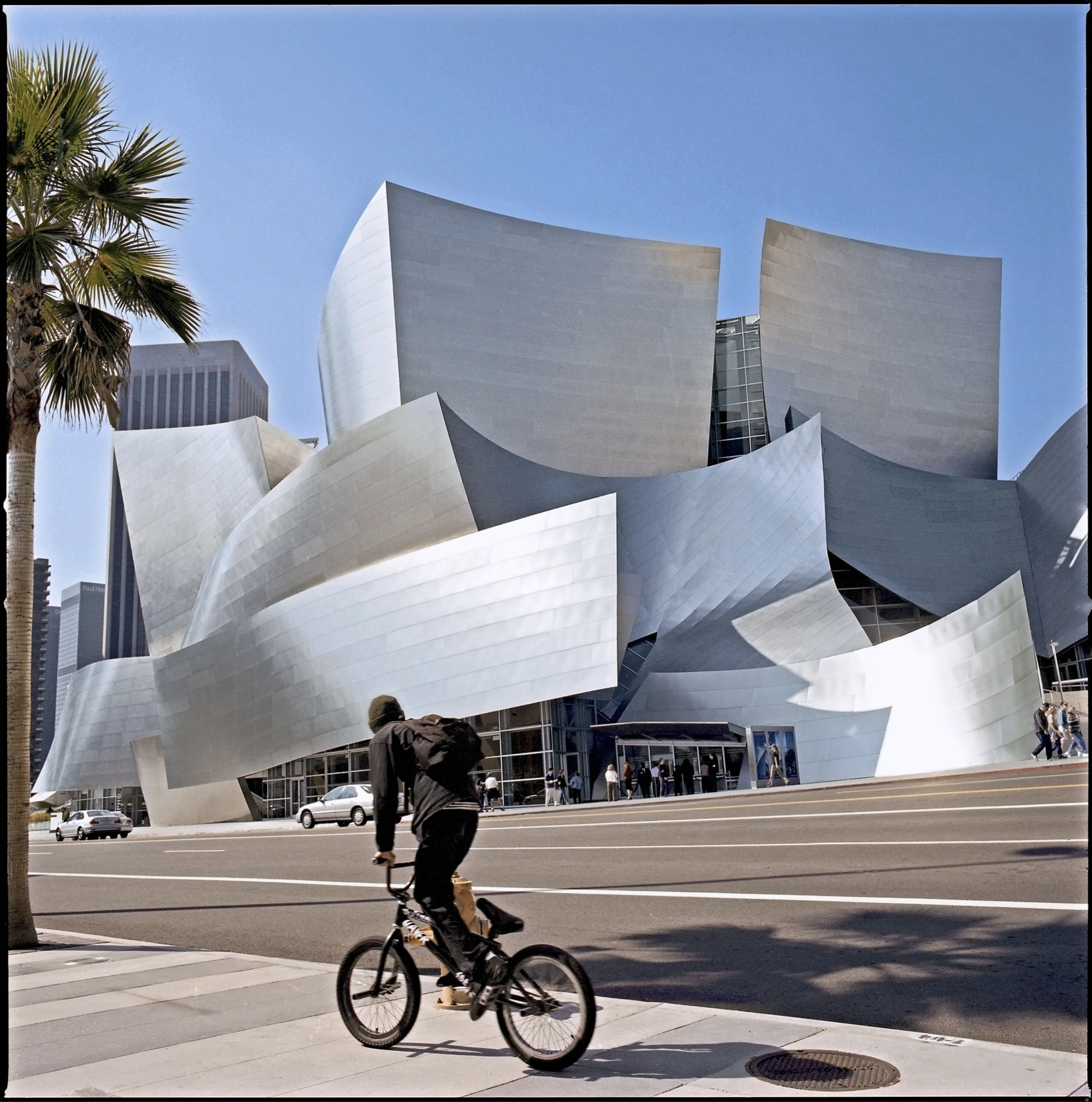 Walt Disney Concert Hall, Los Angeles, California, Frank Gehry architect, 2005